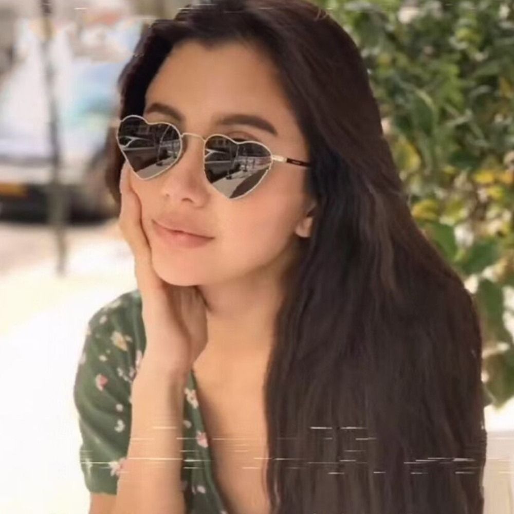 Heart-Shaped Sunglasses Heart  - Women'S Accessories In The 90S 评论和价格